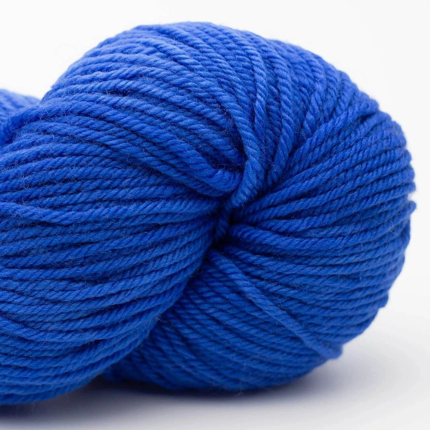 Merino DK solids 100g handgefärbt von COWGIRL BLUES jetzt online kaufen bei OONIQUE