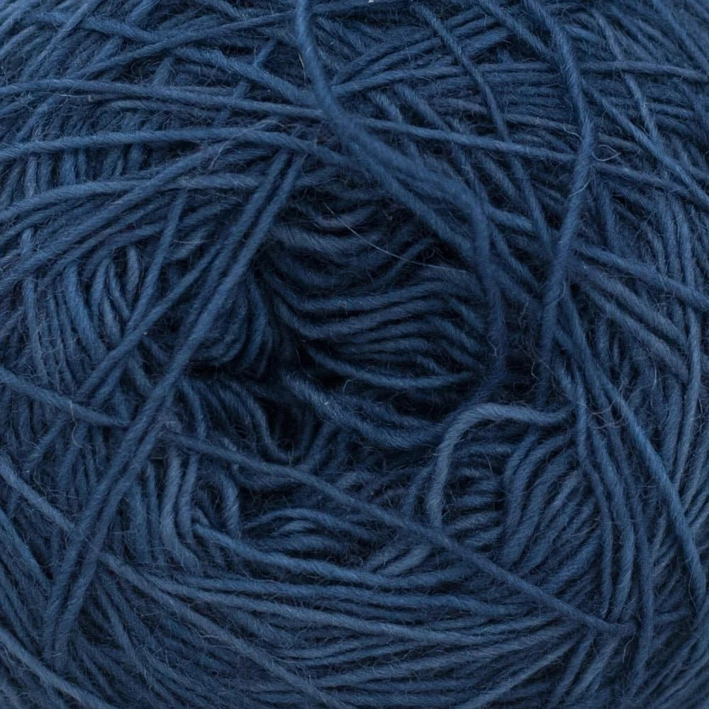 Merino SINGLE LACE solids handgefärbt von COWGIRL BLUES jetzt online kaufen bei OONIQUE