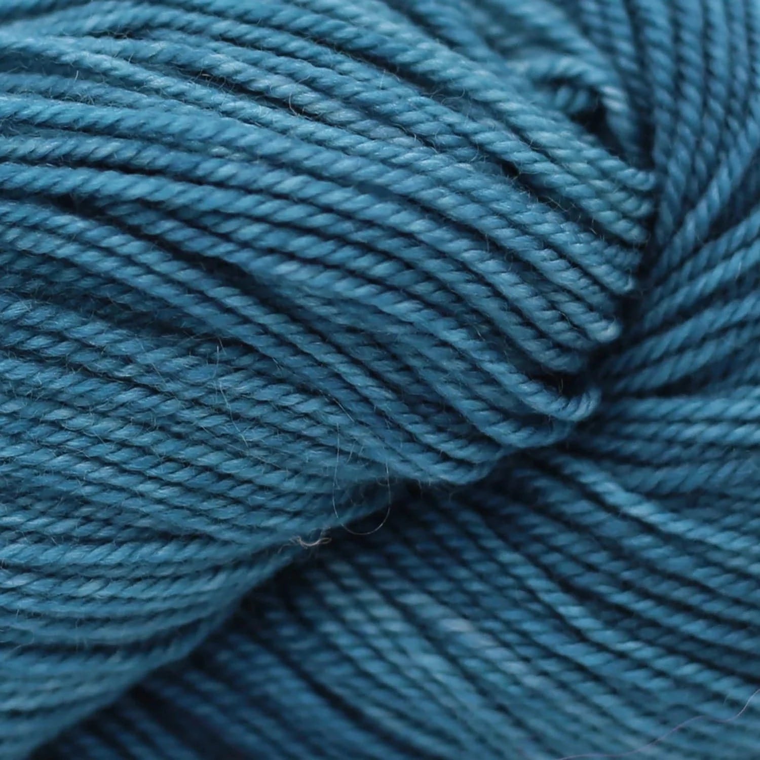 Proper Sock MINIS solids 20g handgefärbt von COWGIRL BLUES jetzt online kaufen bei OONIQUE