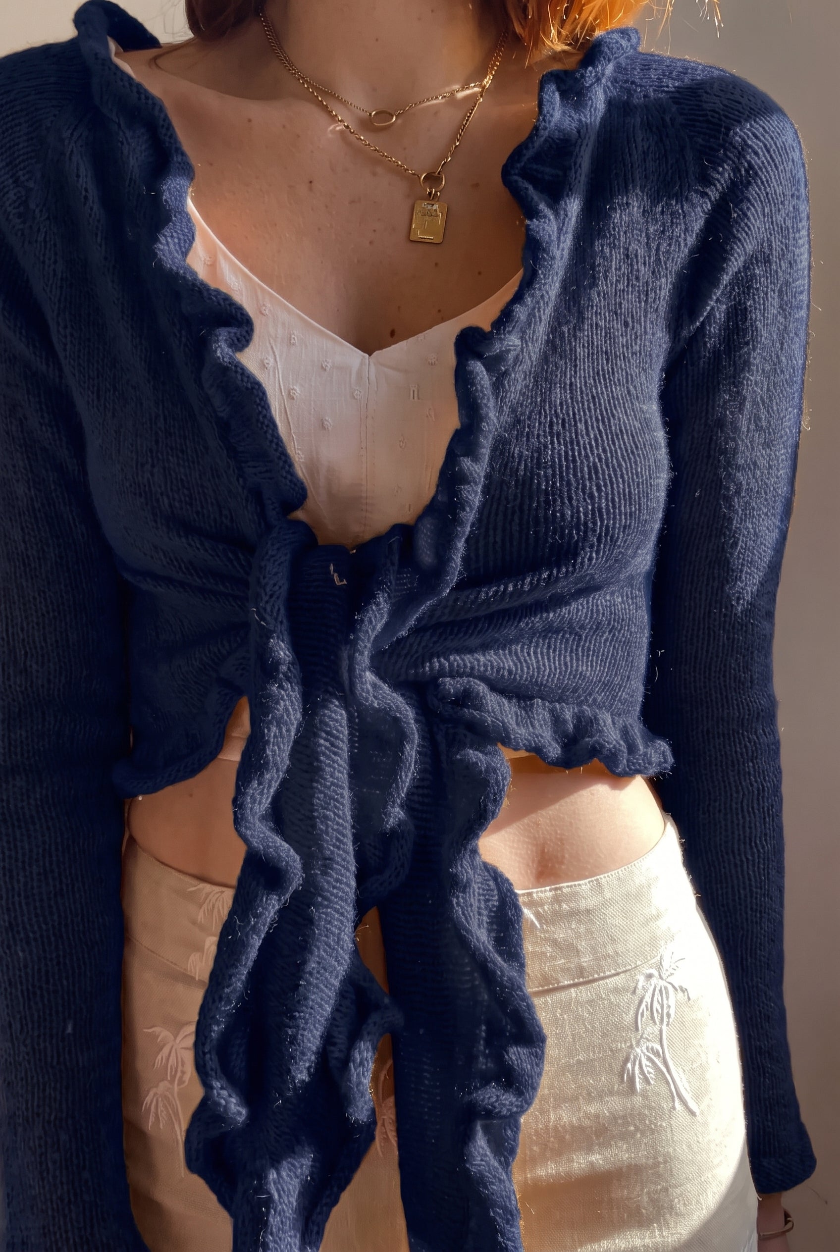 Ruffle Cardigan - CASHMERE CLASSIC - Strickset