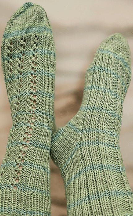 Socken Emila - MEILENWEIT 50 - Strickpaket von JOÉL JOÉL jetzt online kaufen bei OONIQUE