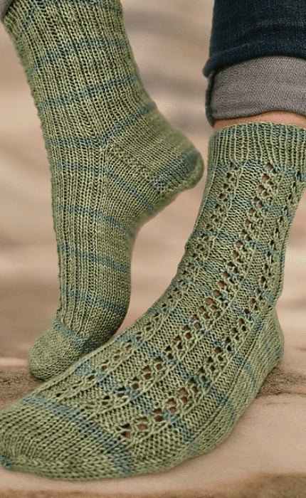 Socken Emila - MEILENWEIT 50 - Strickpaket von JOÉL JOÉL jetzt online kaufen bei OONIQUE