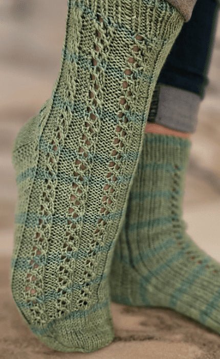 Socken Emila - MEILENWEIT 50 - Strickpaket von JOÉL JOÉL jetzt online kaufen bei OONIQUE