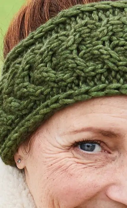 Stirnband mit Zopfmuster - LANDLUST WINTERWOLLE - Strickpaket von LANA GROSSA jetzt online kaufen bei OONIQUE