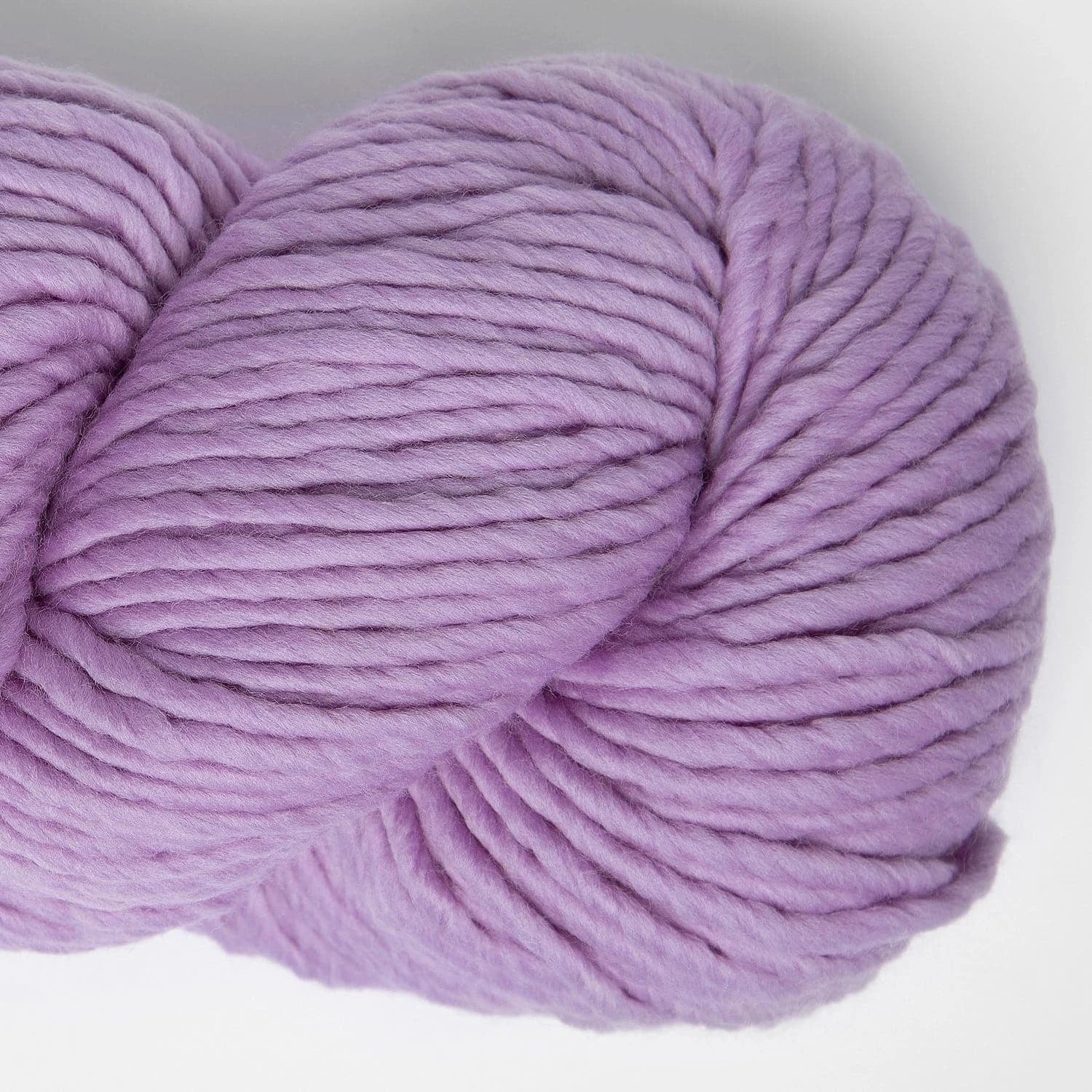 Yana FINE Highland Wool 200g von AMANO jetzt online kaufen bei OONIQUE