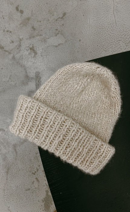 Fuzzy Fluff Hat - 100% KASCHMIR - Strickset von OONIQUE jetzt online kaufen bei OONIQUE