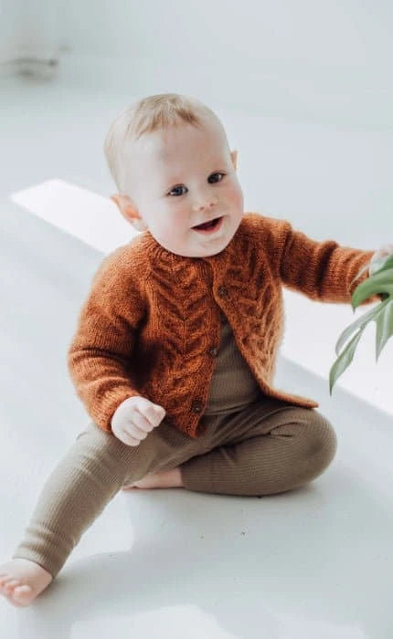 Björk Cardigan für Kinder - COOL WOOL BIG - Strickset von STROFF jetzt online kaufen bei OONIQUE