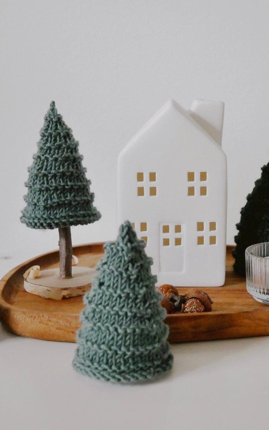 Weihnachtsbäumchen in drei Farben - COOL WOOL von ANNIDESTAGES jetzt online kaufen bei OONIQUE