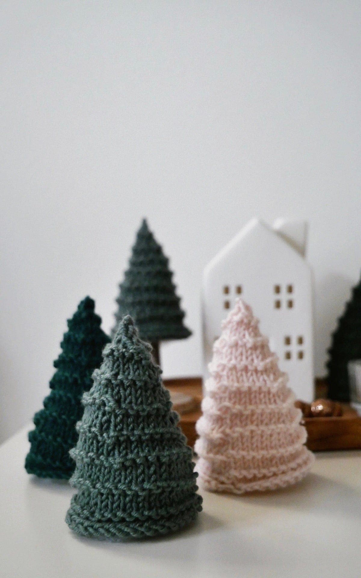 Weihnachtsbäumchen in drei Farben - COOL WOOL von ANNIDESTAGES jetzt online kaufen bei OONIQUE