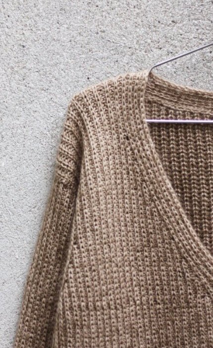 Deep Valley Sweater - MERINO & SOFT SILK MOHAIR - Strickset von KNITTING FOR OLIVE jetzt online kaufen bei OONIQUE