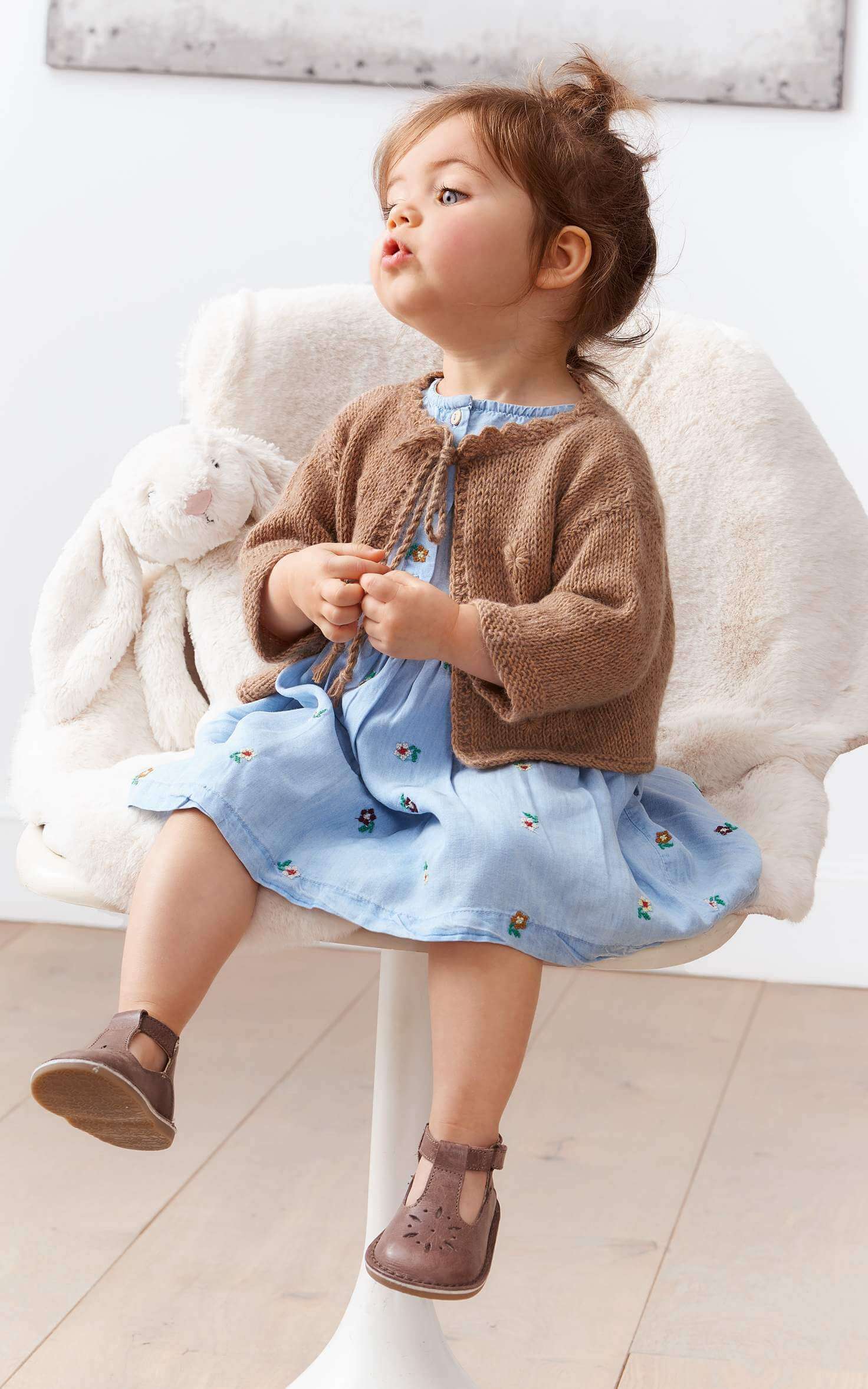 Baby Jacke mit gestickten Blümchen - Strickset von LANA GROSSA jetzt online kaufen bei OONIQUE