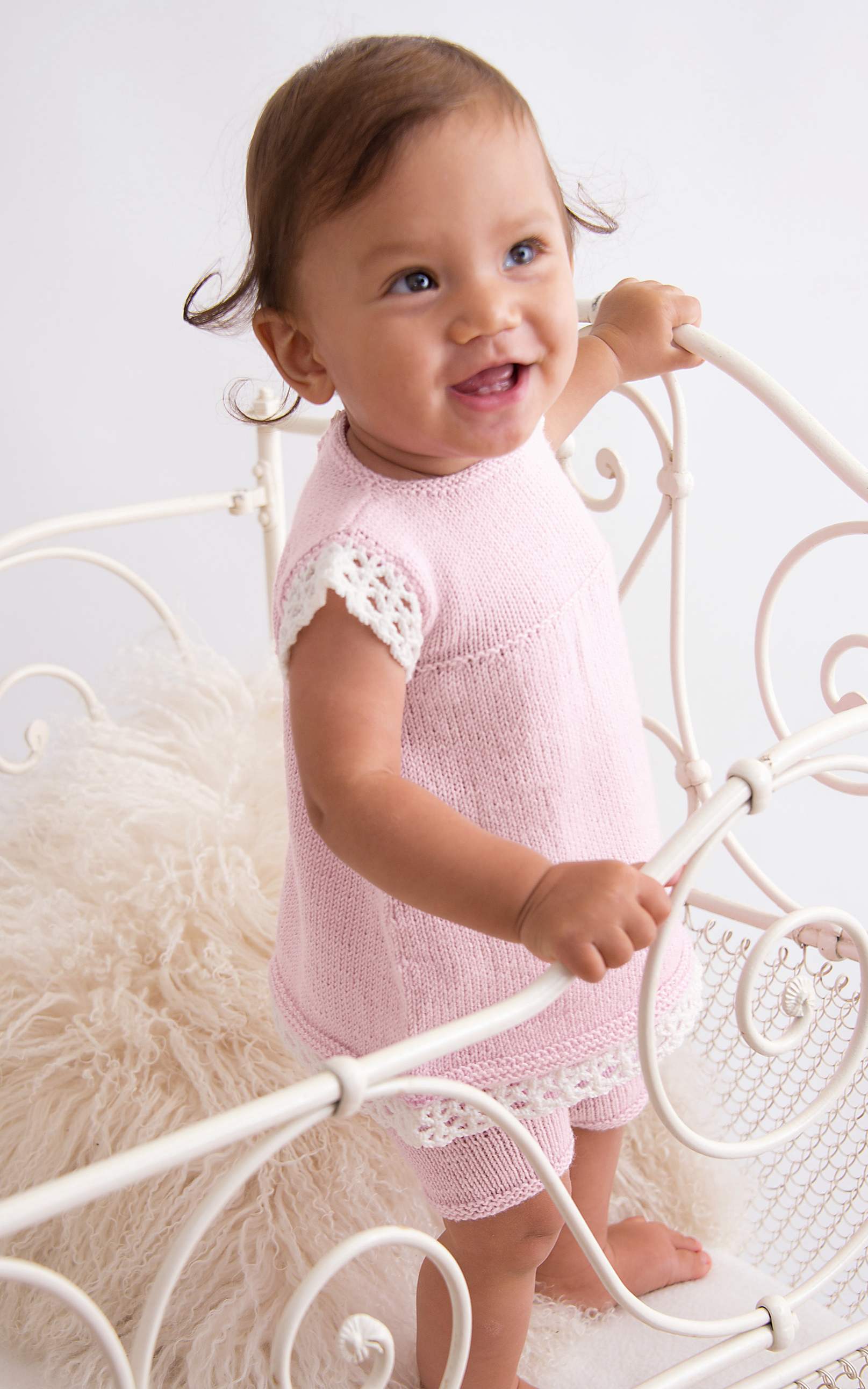 Baby Tunika und kurze Hose - Strickset von LANA GROSSA jetzt online kaufen bei OONIQUE