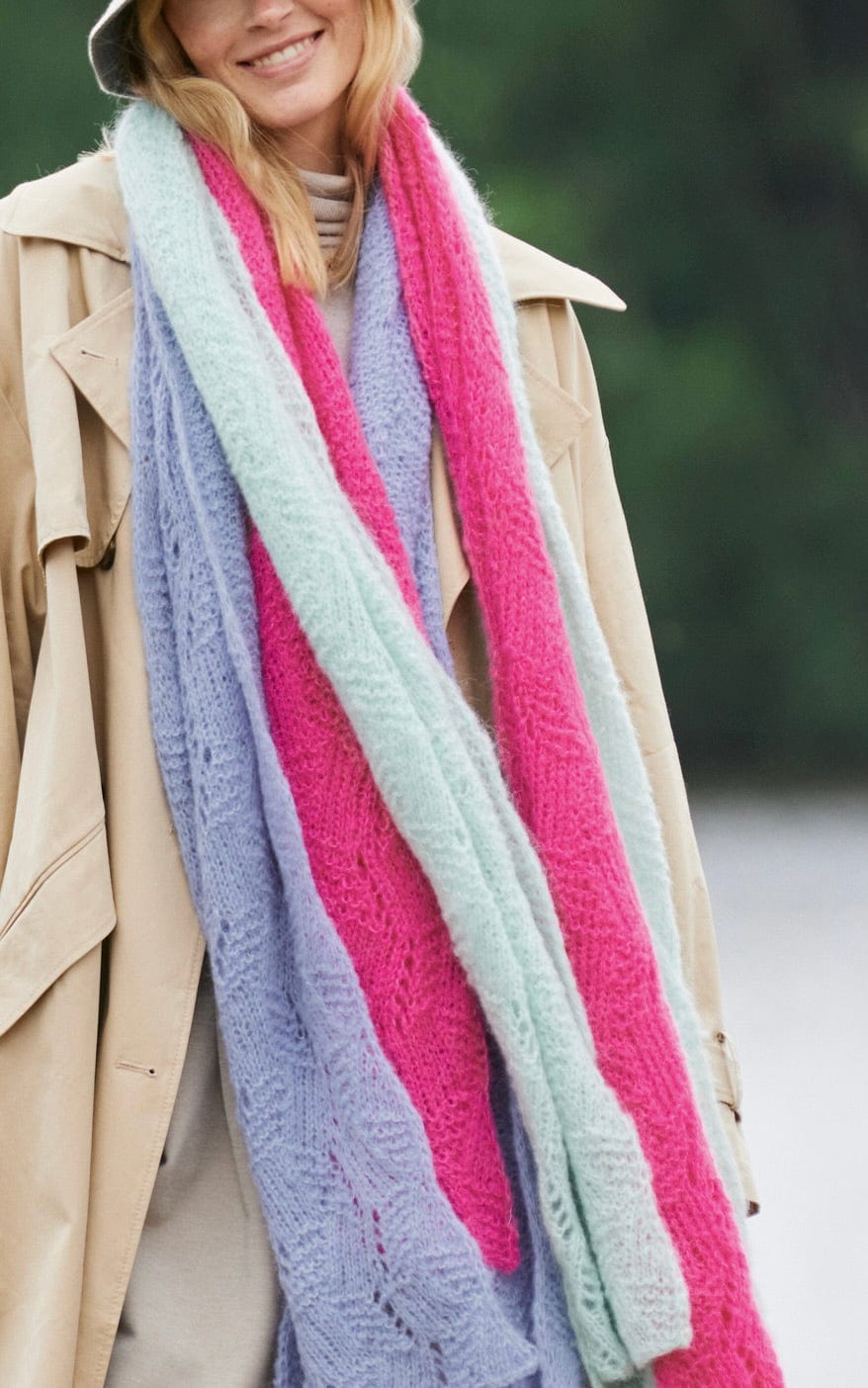 Schal im Ajourmuster - SETASURI BIG - Strickset von LANA GROSSA jetzt online kaufen bei OONIQUE