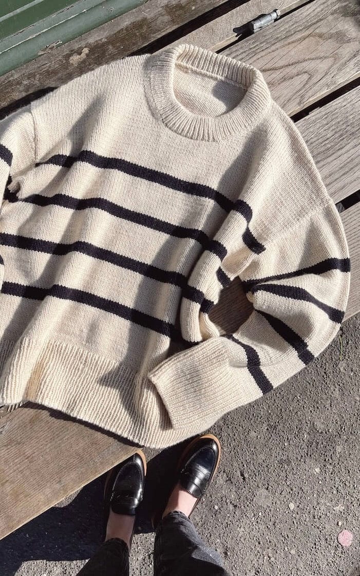 Marseille Sweater (einfarbig) - DOUBLE SUNDAY - Strickset von PETITE KNIT jetzt online kaufen bei OONIQUE