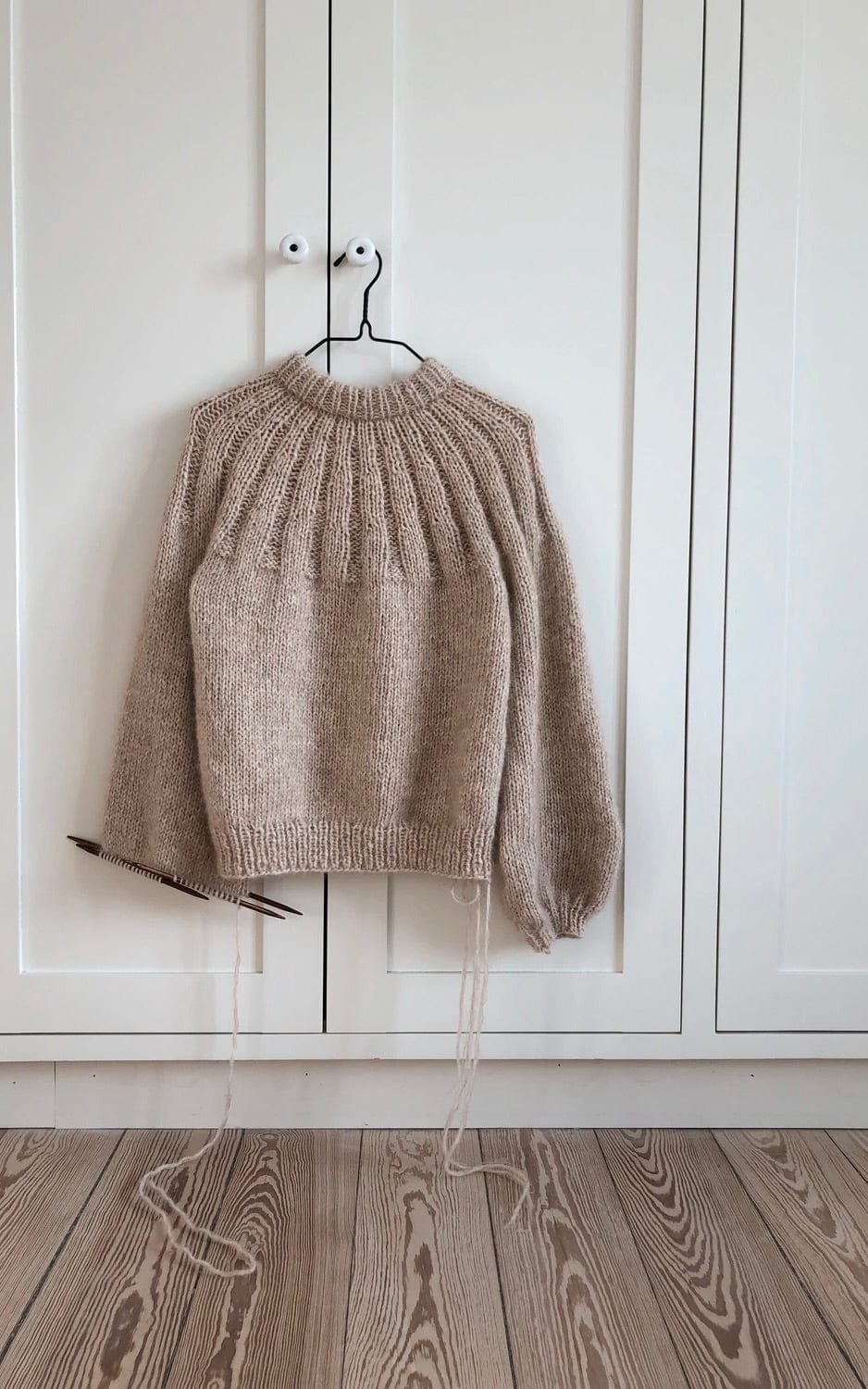 Sunday Sweater - KOS & TYNN SILK MOHAIR - Strickset von PETITE KNIT jetzt online kaufen bei OONIQUE